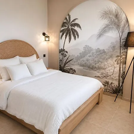 Apartment Le Velusine, Piscine, Tennis Antibes