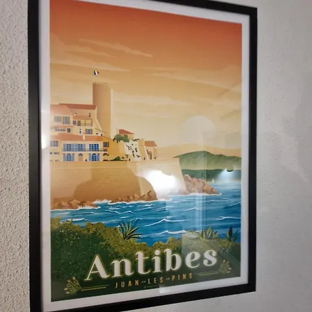 Le Velusine, Piscine, Tennis * Antibes